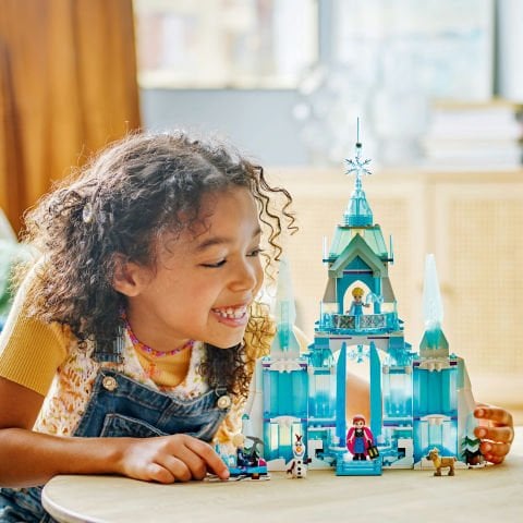 LEGO® ǀ Disney Karlar Ülkesi Elsa’nın Buz Sarayı Yapım Oyuncağı 43244