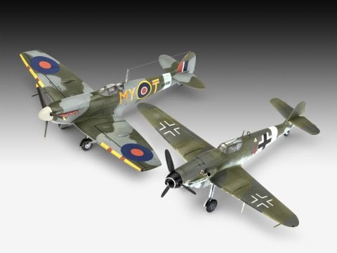 Model Set Combat Set Bf109G-10 & Spitfire Mk.V