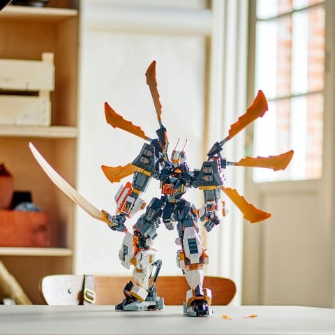 LEGO® NINJAGO® Cole’un Titan Ejderha Robotu Macera Oyuncağı 71821