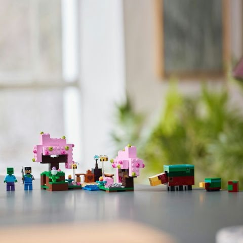 LEGO® Minecraft® Kiraz Çiçeği Bahçesi Oyuncağı 21260