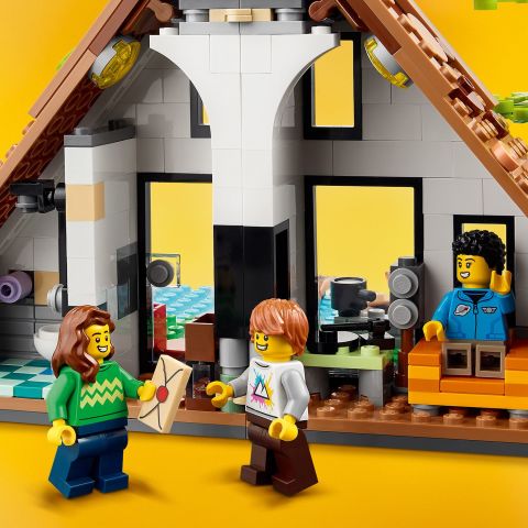 LEGO® Creator Şirin Ev