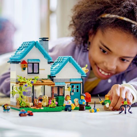 LEGO® Creator Şirin Ev
