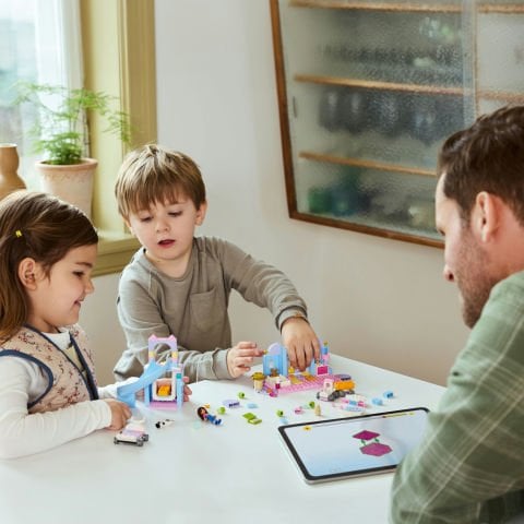 LEGO® 4+ Gabby’s Dollhouse Gabby’nin Kedicik Bakım Odası Oyuncağı 10796