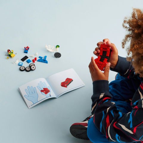 LEGO® Marvel Örümcek Adam’ın Arabası ve Doktor Oktopus 10789