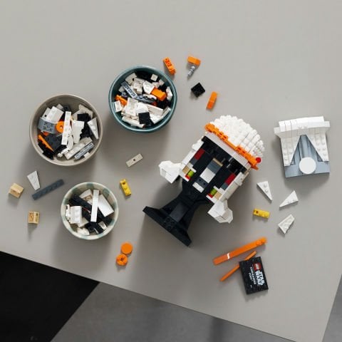 LEGO® Star Wars™ Klon Komutanı Cody™ Kaskı 75350