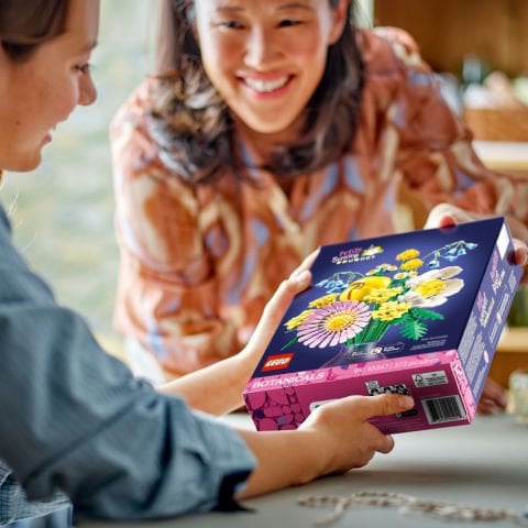 LEGO® Botanicals Küçük Sarı Buket Dekoratif Çiçek Seti 10347