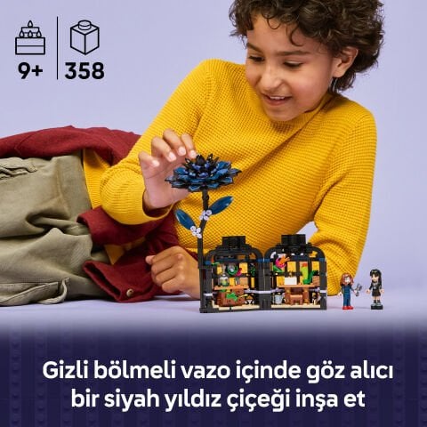 LEGO® Wednesday Siyah Yıldız Çiçeği Cadılar Bayramı Hediyesi, Dekoratif Çiçek Modeli 76784