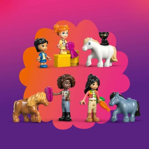 LEGO® Friends Midilli Çiftliği ve Ahır Oyuncak atlı Yapım Seti 42654