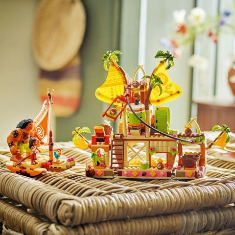LEGO® ǀ Disney Moana 2 Kakamora Gemisi Oyuncak Yapım Seti 43258