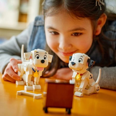 LEGO® ǀ Disney Lucky ve Penny 101 Dalmaçyalı Köpek Yavruları Yapım Oyuncağı 43271