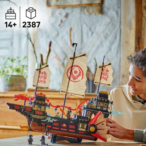 LEGO® NINJAGO® Tapınak Ödülü Oyuncak Gemi Yapım Seti 71848
