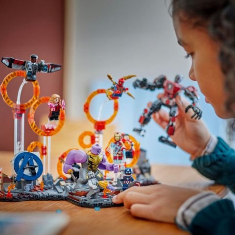 LEGO® Marvel Avengers: Endgame Son Savaş İnşa Edilebilen Set 76323