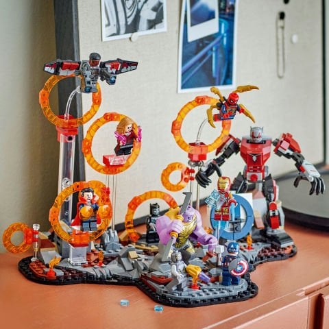 LEGO® Marvel Avengers: Endgame Son Savaş İnşa Edilebilen Set 76323