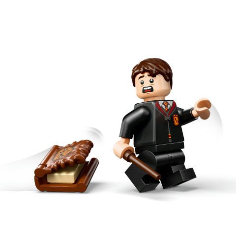 LEGO® Harry Potter™ Isıran Canavar Kitap, Büyücü Oyuncağı 76449
