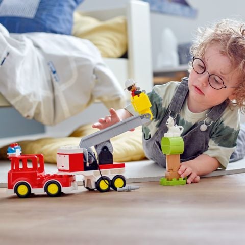 LEGO® DUPLO® Kurtarma İtfaiye Kamyonu 10969 Yapım Oyuncağı (21 Parça)