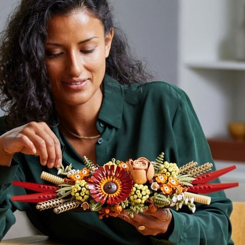 LEGO® Icons Kuru Çiçek Aranjmanı