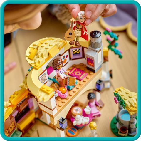 LEGO® ǀ Disney Asha’nın Evi
