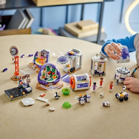 LEGO® Friends Mars Uzay Üssü ve Roketi 42605