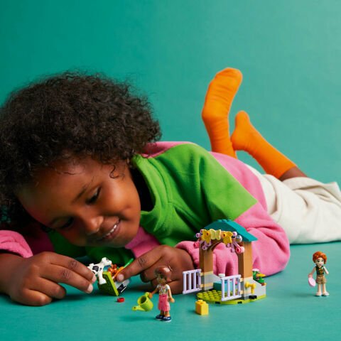 LEGO® Friends Autumn'un Dana Ahırı 42607