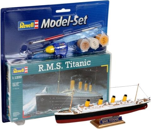 M. Set R.M.S. Titanic