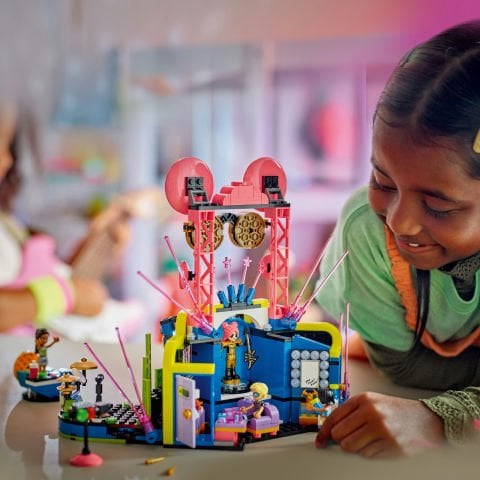 LEGO® Friends Heartlake City Müzik Yarışması 42616