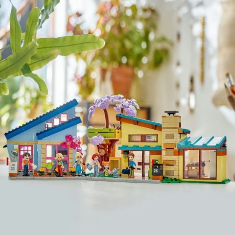 LEGO® Friends Olly ve Paisley'nin Aile Evleri 42620