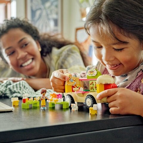 LEGO® Friends Sosisli Sandviç Arabası 42633