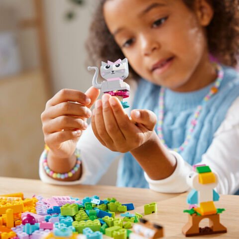 LEGO® Creator Yaratıcı Evcil Hayvanlar 11034