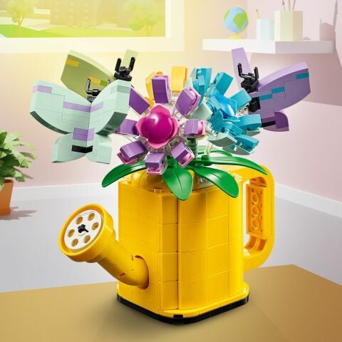 LEGO® Creator Sulama Kabında Çiçekler 31149