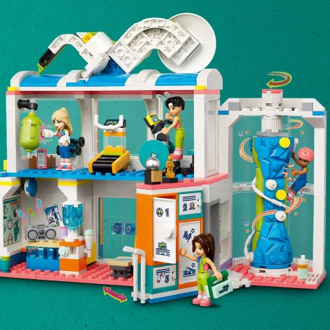LEGO® Friends Spor Merkezi 41744 Oyuncak Yapım Seti (832 Parça)