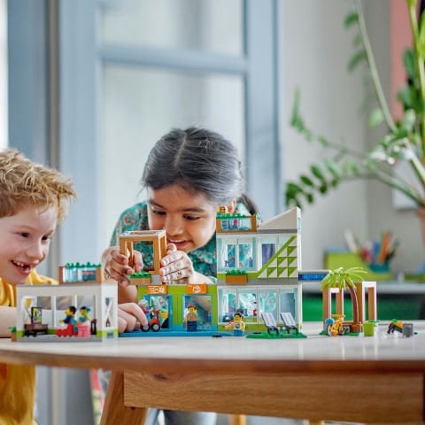 LEGO® City Apartman Binası 60365 Oyuncak Yapım Seti