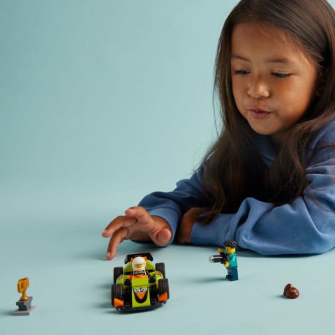 LEGO® City Yeşil Yarış Arabası 60399
