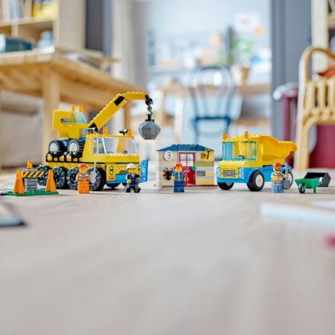 LEGO® City İnşaat Kamyonları ve Yıkım Gülleli Vinç 60391 (235 Parça)