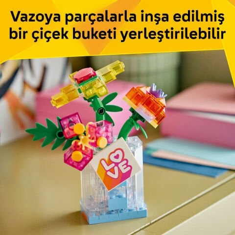 LEGO® Creator 3’ü 1 Arada Çiçekli Dekoratif Parfüm Şişesi 31383