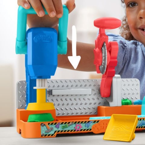 PLAY-DOH RENKLİ EL ALETLERİ TEZGAHI OYUN SETİ