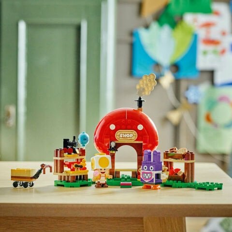 LEGO® Super Mario™ Nabbit Toad'un Dükkanında Ek Macera Seti 71429