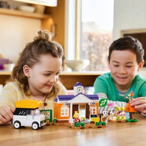 LEGO® K.K. Meydan Konseri 77052