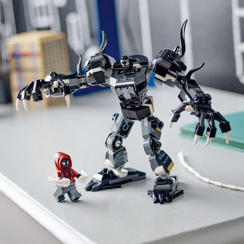 LEGO® Super Heroes Venom Robot Zırhı Miles Morales’e Karşı 76276