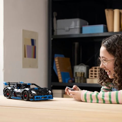 LEGO® Technic Porsche GT4 e-Performance Yarış Arabası Oyuncağı 42176