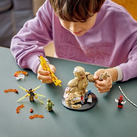 LEGO® Super Heroes Örümcek Adam Kum Adam’a Karşı: Son Savaş 76280