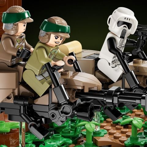 LEGO® Star Wars™ Endor™ Hız Motoru Takibi Dioraması