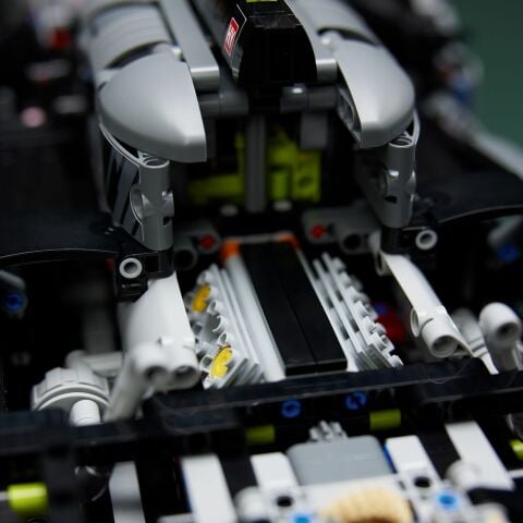 LEGO® Technic PEUGEOT 9X8 24H Le Mans Hybrid Hypercar