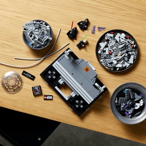 LEGO® Star Wars™ Emperor’s Throne Room™ Dioraması