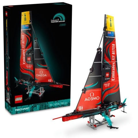 LEGO® Technic Emirates Team New Zealand AC75 Yat 42174