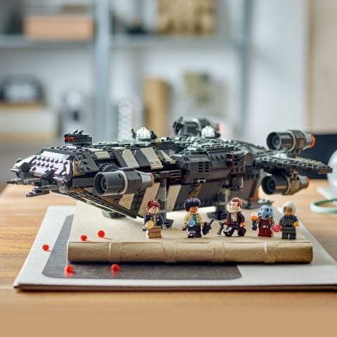 LEGO® Star Wars: Skeleton Crew Onyx Cinder 75374