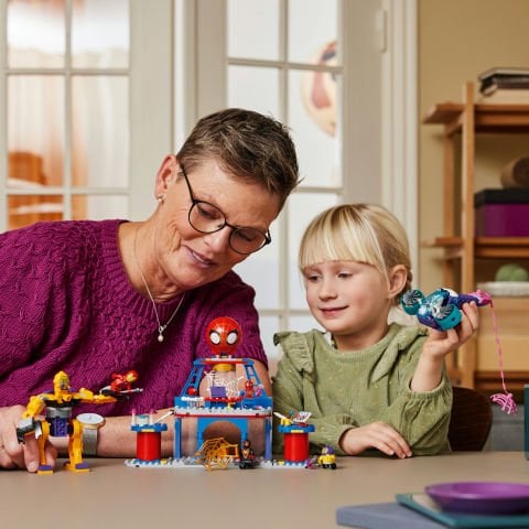 LEGO® 4+ Spidey Takımı Ağ Örücü Karargahı 10794 - 5 Minifigür İçeren Yaratıcı Oyuncak Yapım Seti (193 Parça)