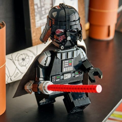 LEGO® Büyük Boyutlu Darth Vader™ Minifigürü 75461