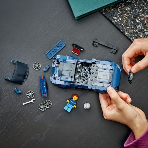LEGO® Speed Champions Ford Mustang Dark Horse Spor Araba 76920 - Koleksiyonluk ve Sergilenebilir Yaratıcı Oyuncak Model Yapım Seti (344 Parça)