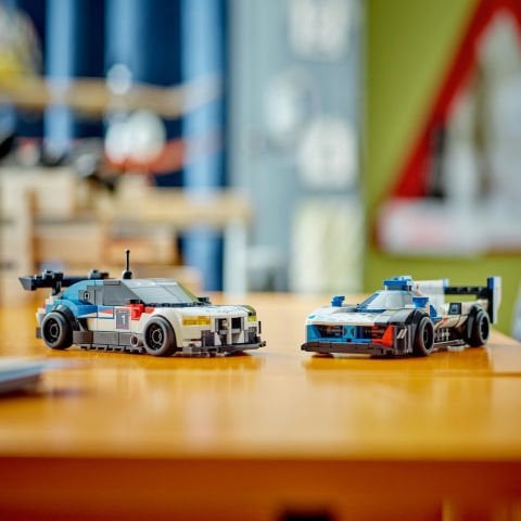 LEGO® Speed Champions BMW M4 GT3 ve BMW M Hybrid V8 Yarış Arabaları 76922 - Koleksiyonluk ve Sergilenebilir Yaratıcı Oyuncak Model Yapım Seti