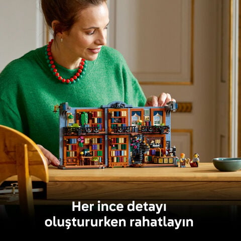 LEGO® Icons Kitabevi: Kitaplık Dekoru 11379